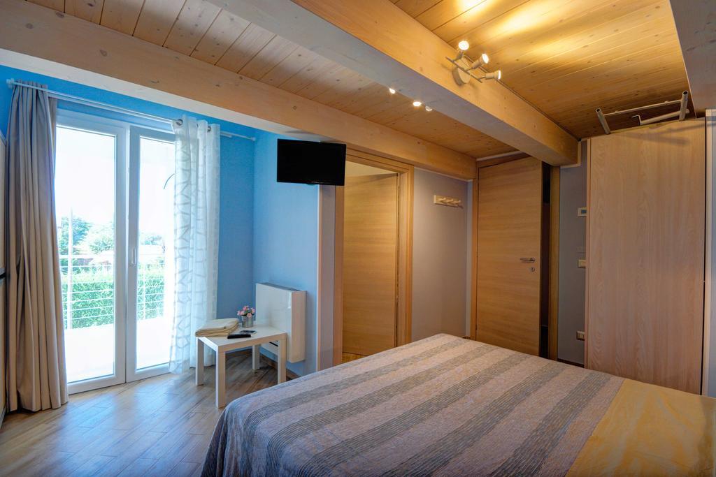 ロレート Green House Bed & Breakfast エクステリア 写真