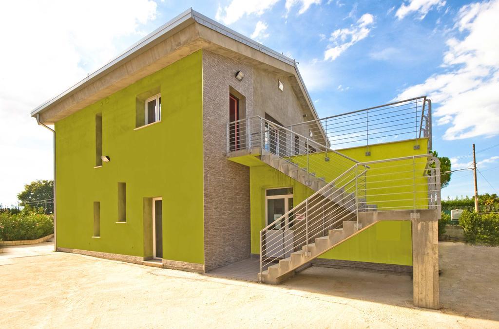 ロレート Green House Bed & Breakfast エクステリア 写真