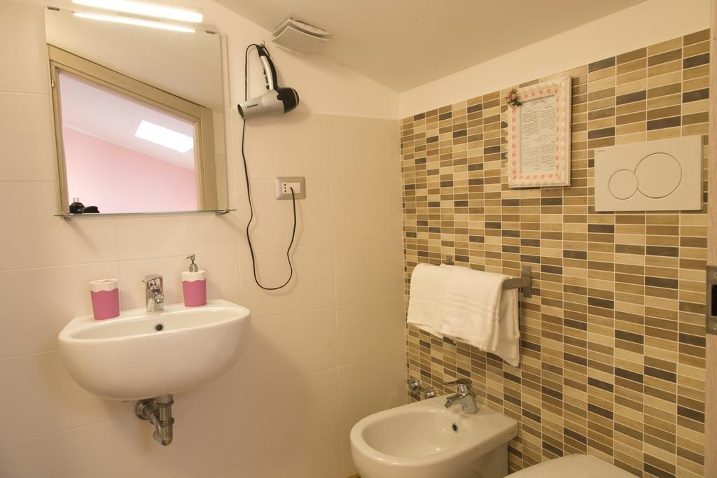 ロレート Green House Bed & Breakfast エクステリア 写真